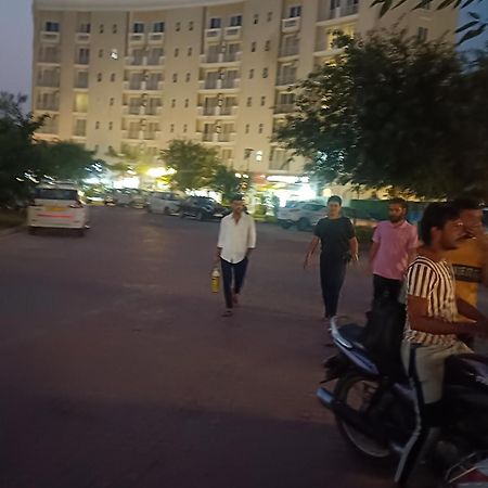Brij Darshan Holidays Vrindāvan المظهر الخارجي الصورة